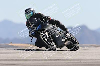 media/Oct-13-2025-Moto Forza (Mon) [[a66d839500]]/3-B Group/Session 4 (Turn 9)/